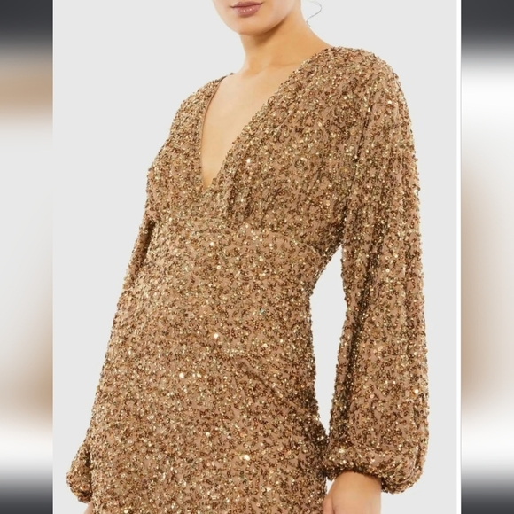 NWT! Mac Duggal, Sequined Puff Sleeve V Neck Gown, Bronze, Size 24, MSRP $498 - Picture 3 of 10